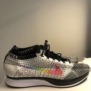 Nike BeTrue Flyknit Racer